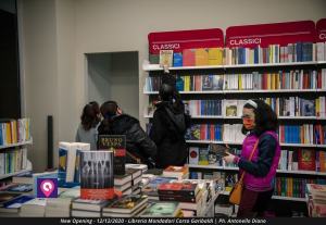 Apertura Mondadori Libreria (76)