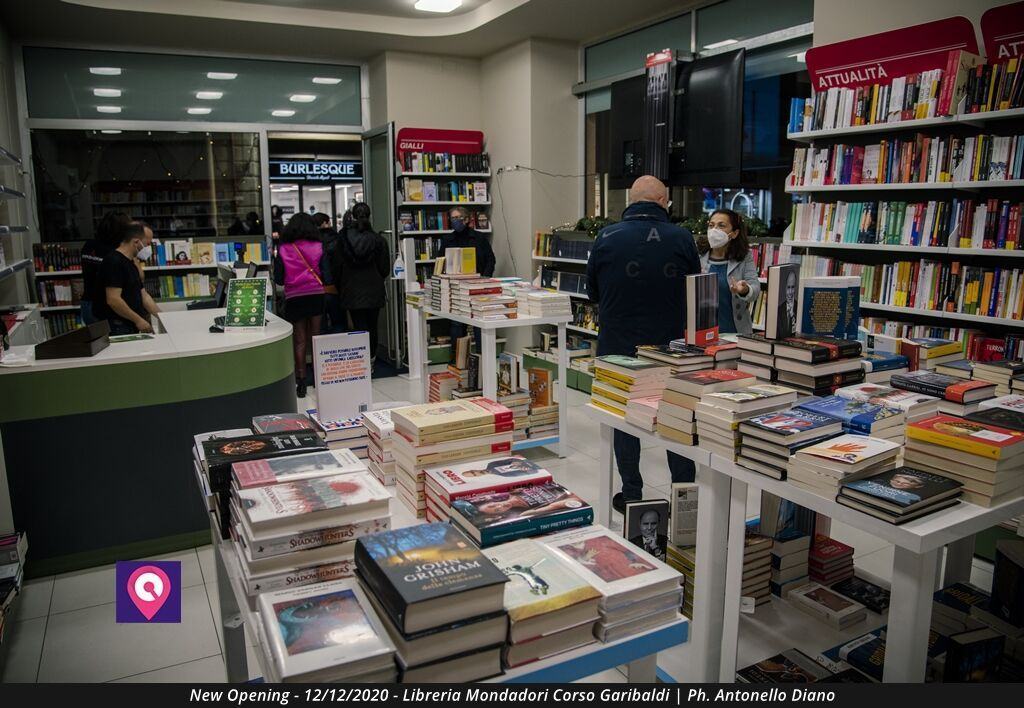 Apertura Mondadori Libreria (79)