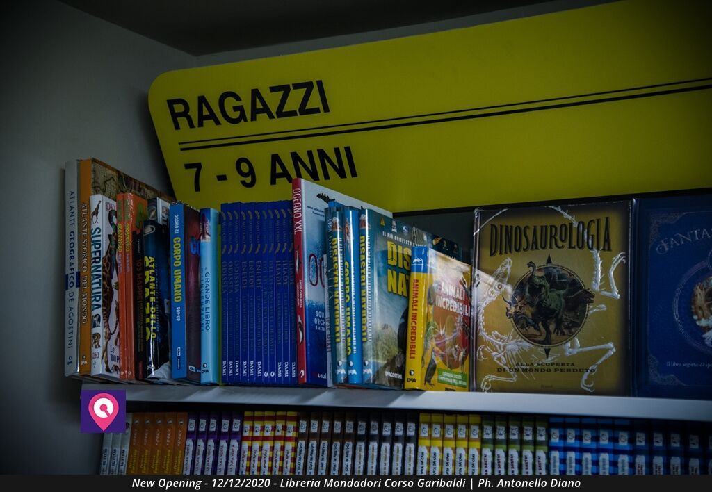 Apertura Mondadori Libreria (84)