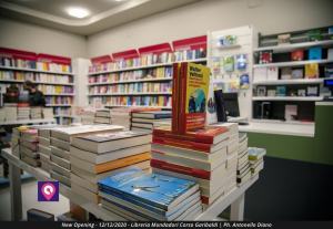 Apertura Mondadori Libreria (93)