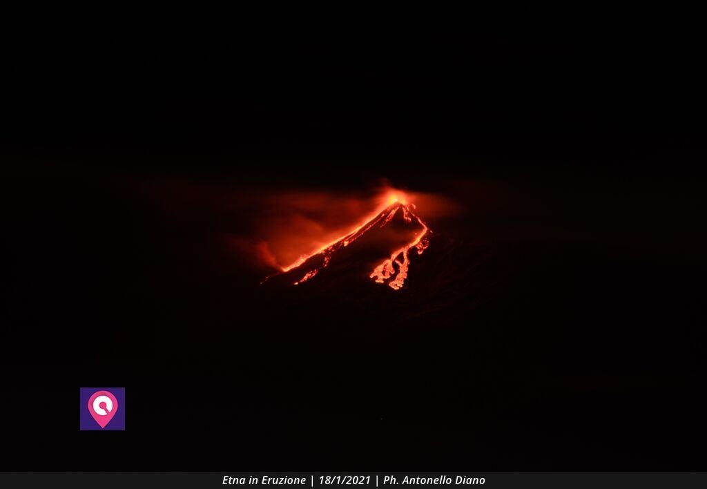 Etna In Eruzione (2)
