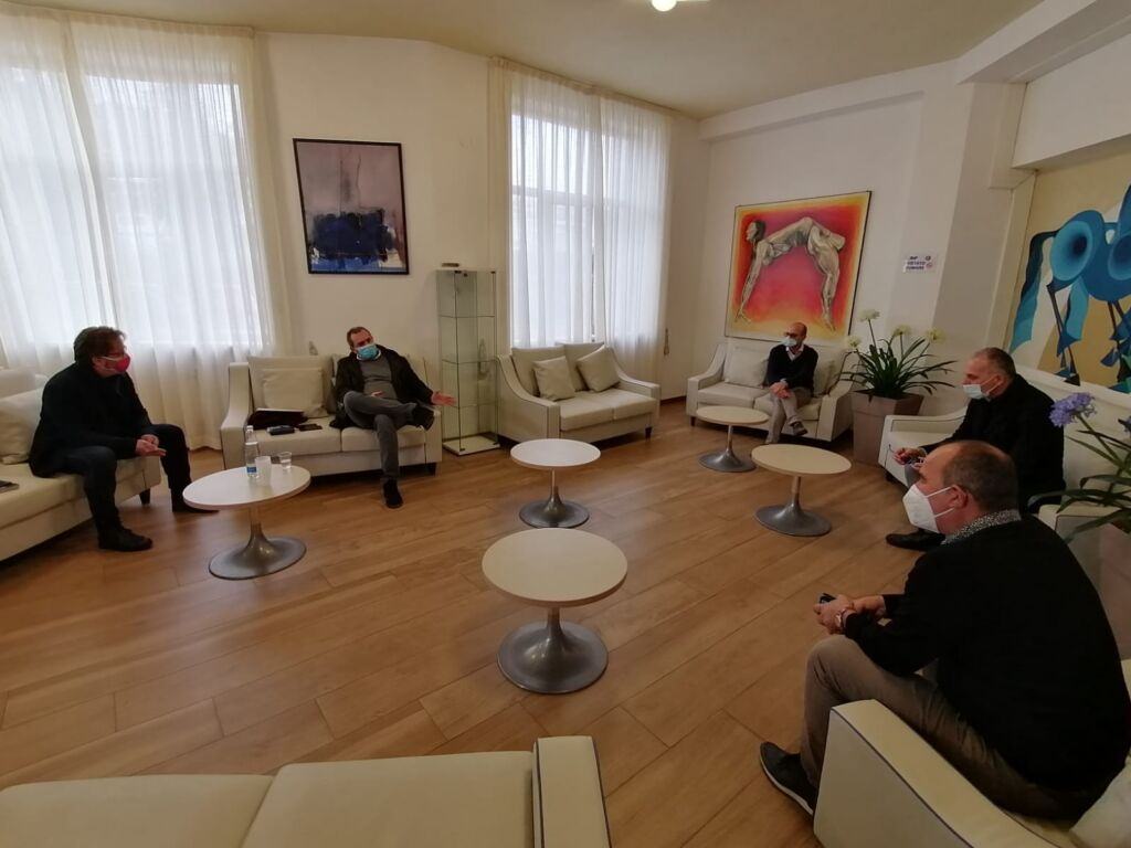 Ba03612a Df2e 4b73 Bff9 0c568d2b36e9