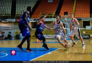 Viola Bisceglie (75)