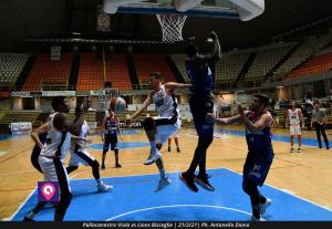 Viola Bisceglie (90)