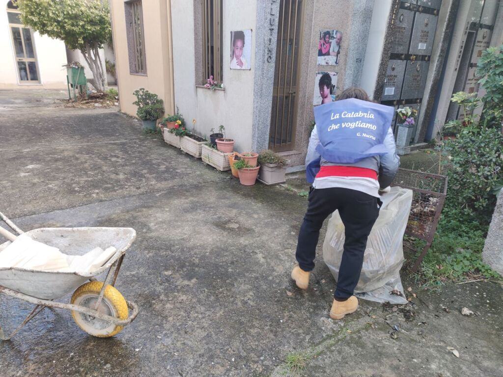 La Calabria Che Vogliamo Cimitero Modena 6
