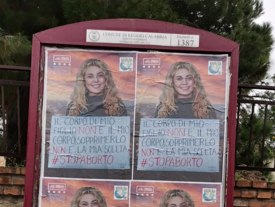 Manifesti Aborto Reggio Calabria