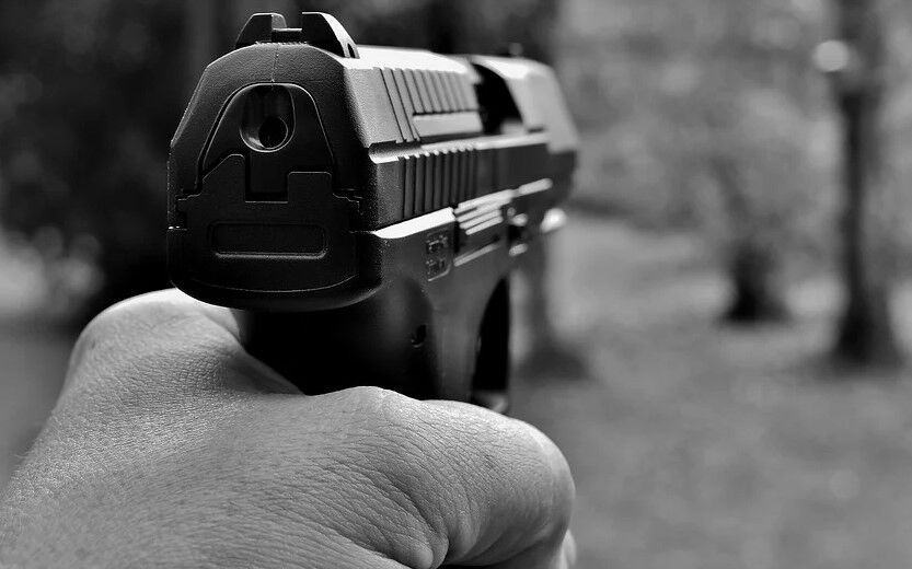 Pistola