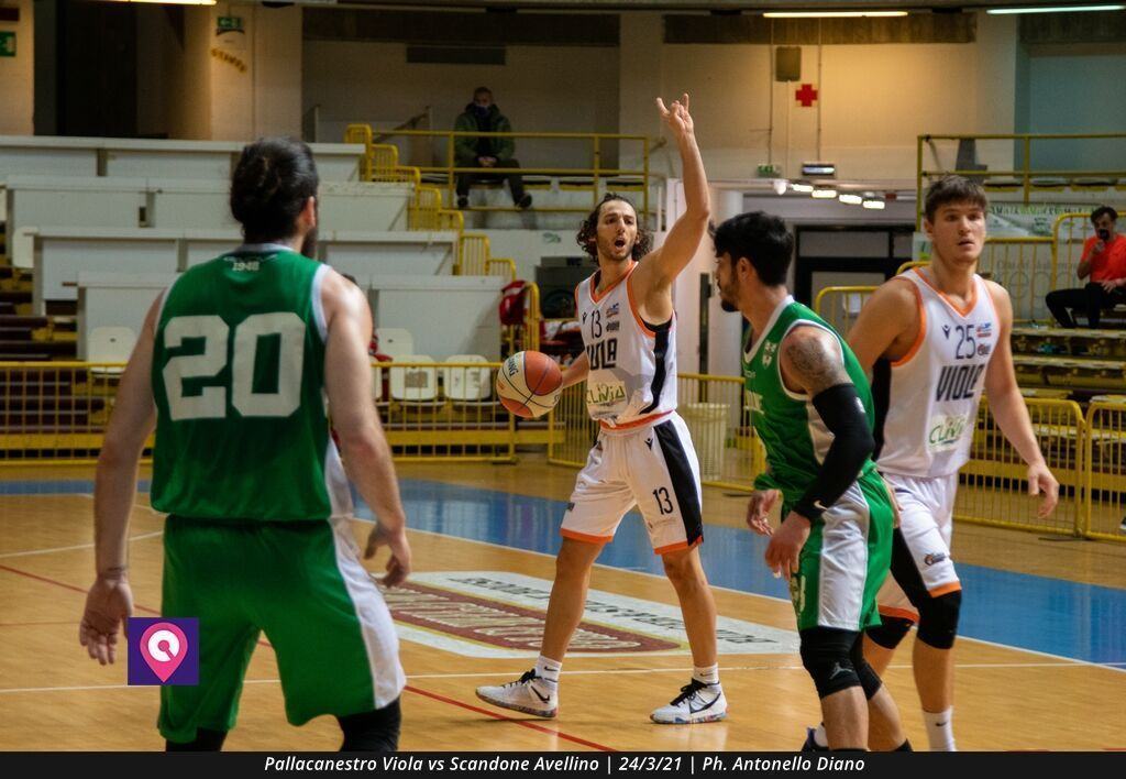 VIOLA AVELLINO (119)