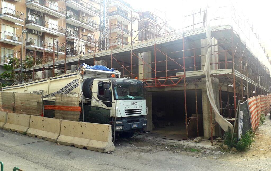 Parcheggio Via Rausei