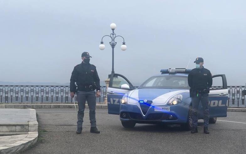1 Volante Polizia Di Stato Reggio Calabria