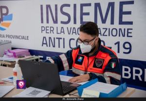 Centro Vaccini Archi (13)