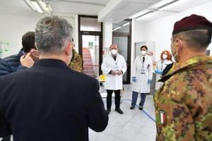 Presidente Spirlì Visita Centro Vaccini Reggio Calabria
