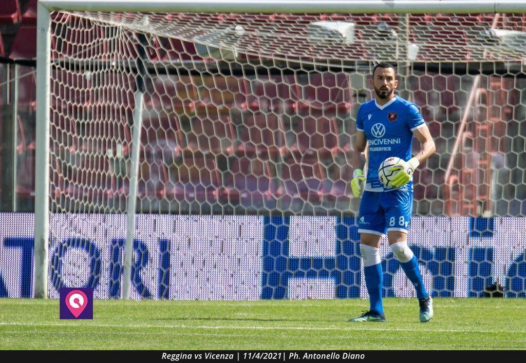 Reggina Nicolas palla