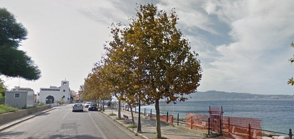 Lungomare Cannitello 8