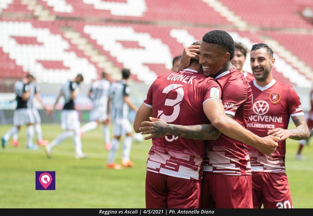 Reggina Ascoli (60)
