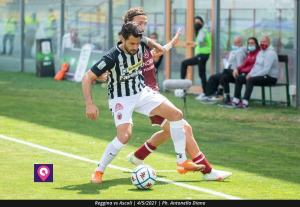 Reggina Ascoli (70)