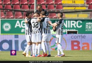Reggina Ascoli (93)