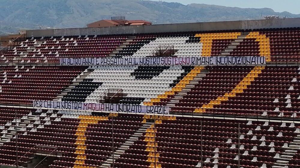 Curva Sud Striscione