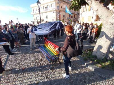 Panchina Arcobaleno Piazza Cannoni Tropea