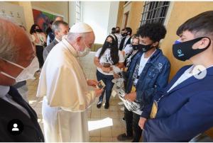 Papa Francesco Studenti Liceo Volta 3