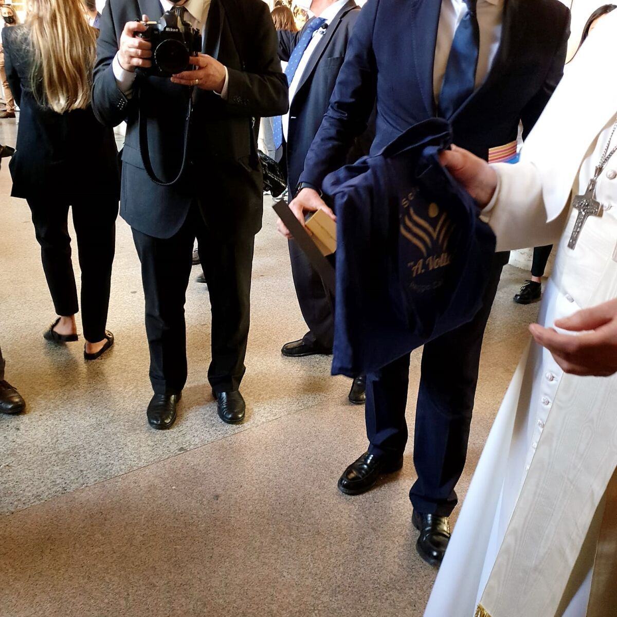 Papa Francesco Studenti Liceo Volta 4
