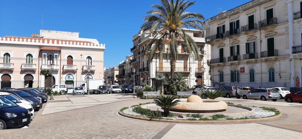 Piazza Carmine Reggio Calabria 1