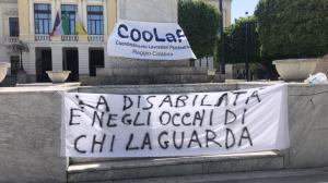 Protesta Cooperative Sociali Piazza Italia Reggio Calabria 1