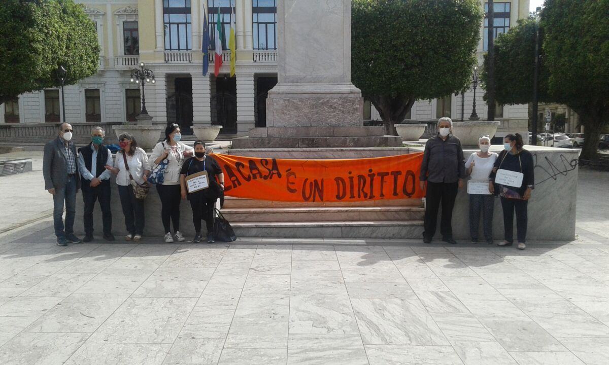Protesta Diritto Casa Mondo Di Mondo Reggio Calabria 28 Maggio