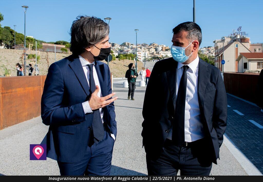 Sindaco Giuseppe Falcomata Presidente Anci Antonio Decaro Inaugurazione Waterfront Reggio Calabria (5)