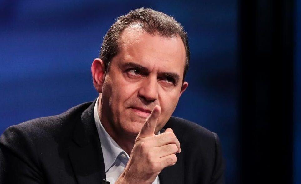 De Magistris 3