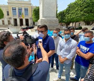 Forza Italia Giovani Rifiuti Piazza Italia 2