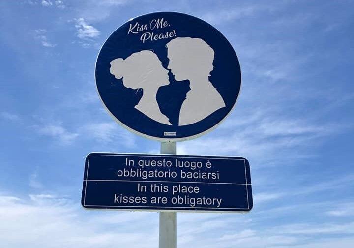 Kiss Me Please Bagnara Calabra