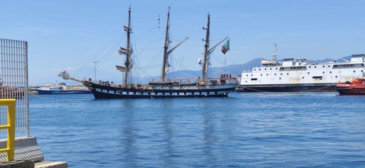 Nave Marina Militare Palinuro