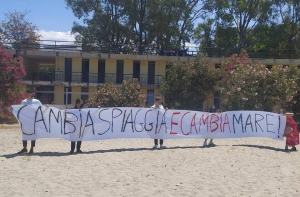 Protesta Lido Comunale Gioventu Nazionale Reggio Calabria 3