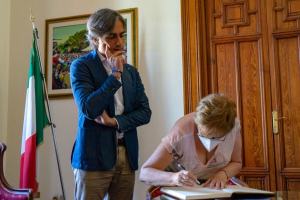 Ambascatrici Di Pace Nel Mondo 4