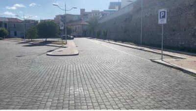Foto Parcheggi Piazzale Canonico 1