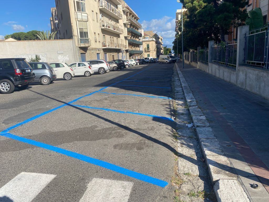 Foto Parcheggi Via Aspromomnte 2
