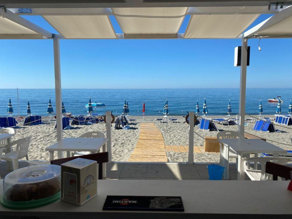 Lido Clarissa Palizzi Marina