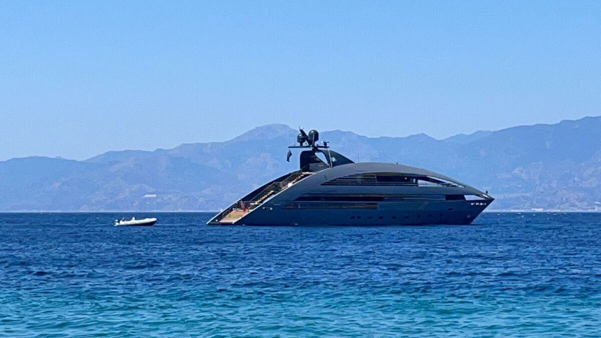 Yacht Ocean Pearl 1