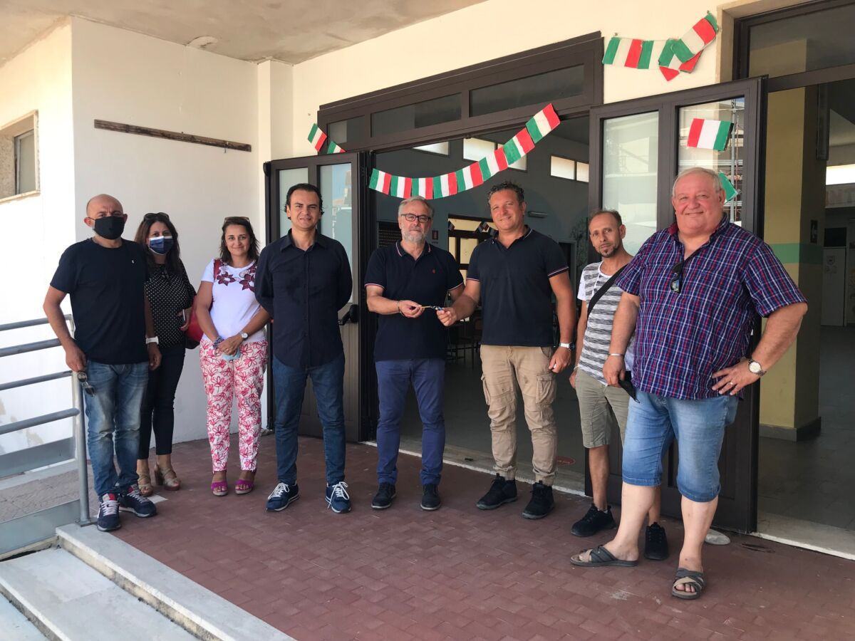 Lazzaro Consegna Lavori Scuola Elementare Sant'Elia