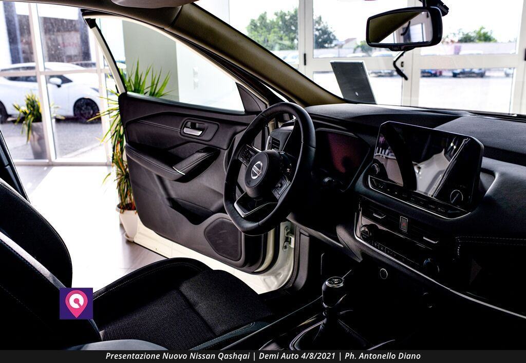 Nissan Qashqai Demi Auto (1)