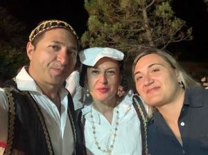 Sposi E Presidente Associazione Cumbito