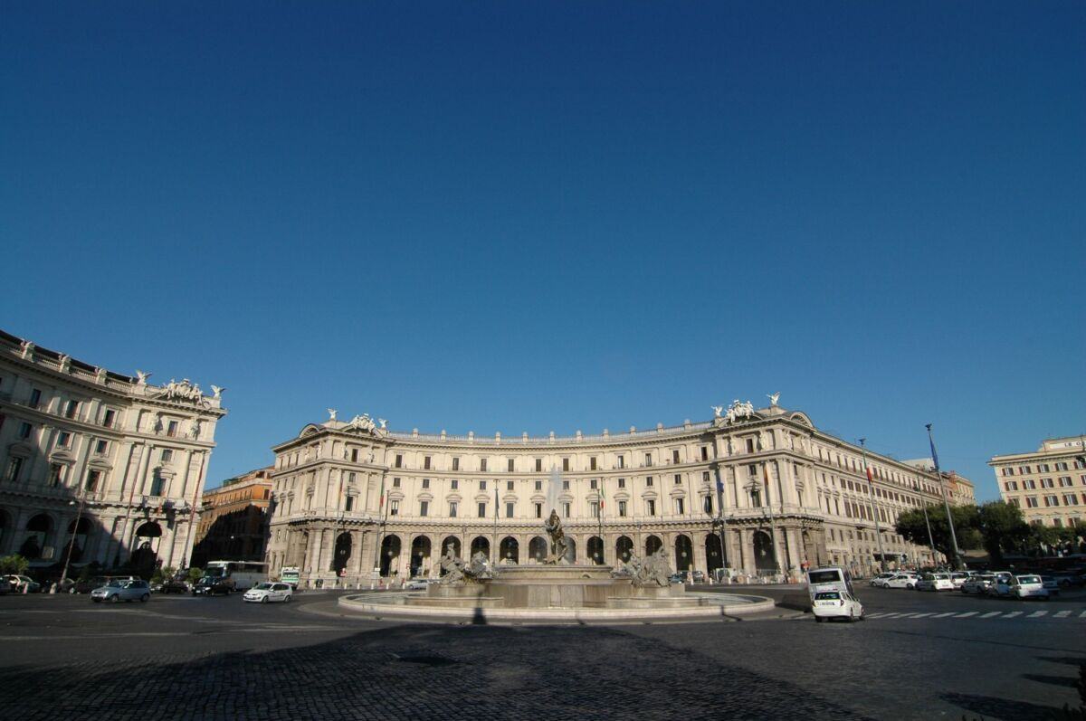 Piazza Della Repubblica (Roma)