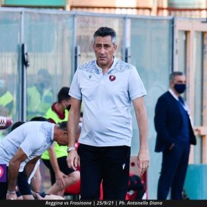Calcio: dopo due anni di assenza torna in panchina Alfredo Aglietti