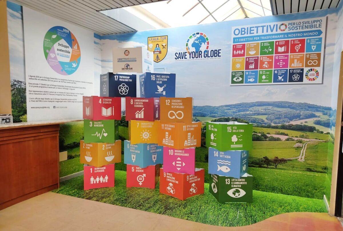 Il Corner Di AGENDA 2030 All'Ipalbtur Di Villa San Giovanni