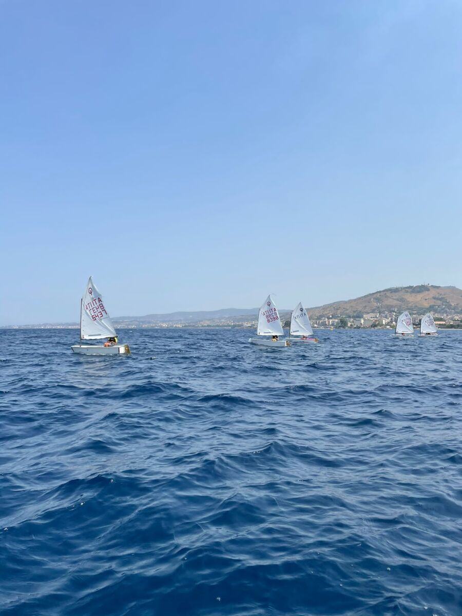 Tre giorni di raduno giovanile organizzato dalla Federazione Italiana Vela al Circolo Velico Reggio