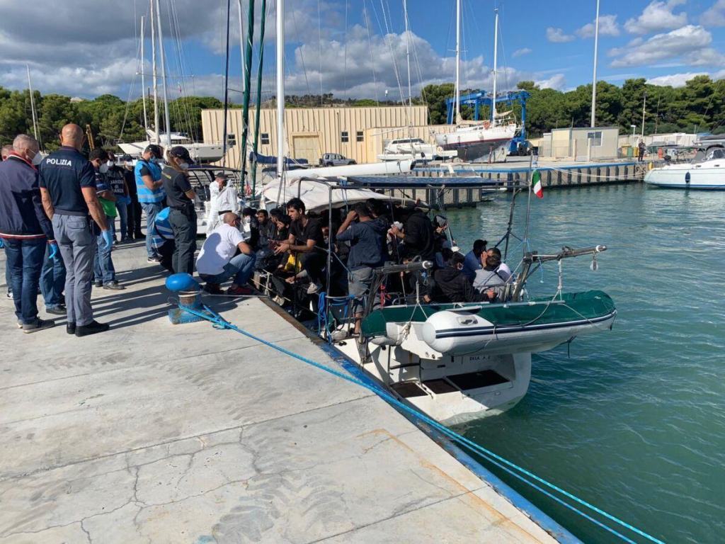 Migranti Roccella (3)
