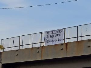 Striscioni Green Pass 3