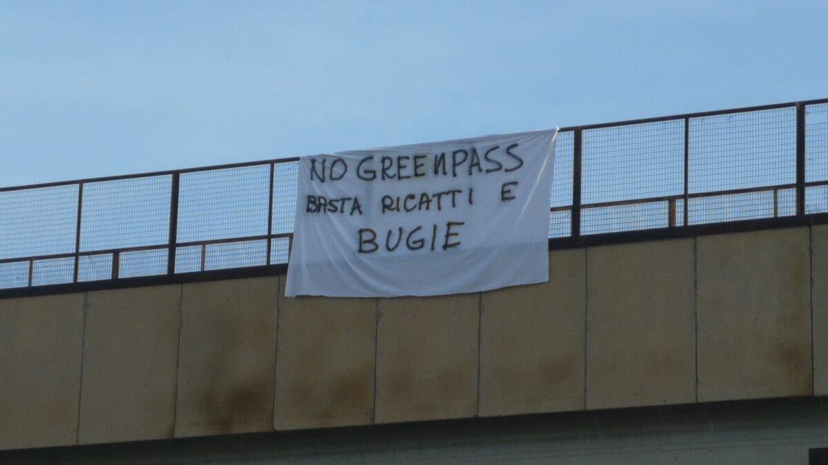 Striscioni Green Pass 5