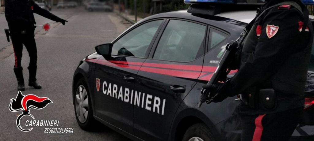 VARAPODIO I CARABINIEI DANNO ESECUZIONE A PROVVEDIMENTO DI CHIUSURA DI UN BAR RITROVO DI PREGIUDICATI, IL QUINTO NEL TERRITORIO DELLA PIANA DA INIZIO FEBBRAIO
